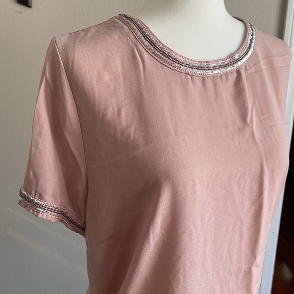 Elegant Pink Women's Top Size 1X - Picture 2 of 3